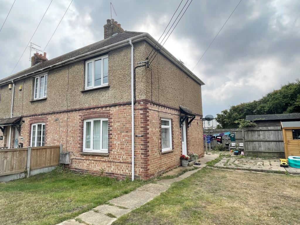 Lot: 123 - TWO-BEDROOM HOUSE FOR INVESTMENT -